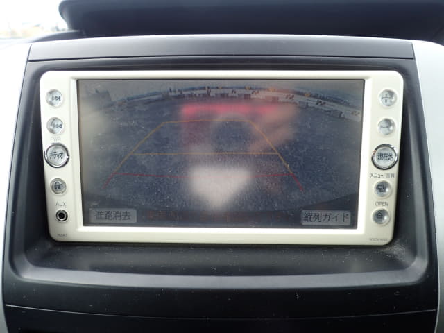 TOYOTA Noah thumbnail 41