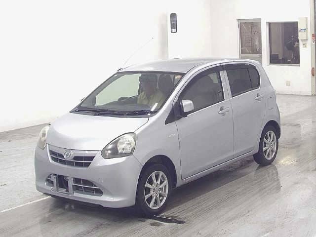 DAIHATSU Mira ES