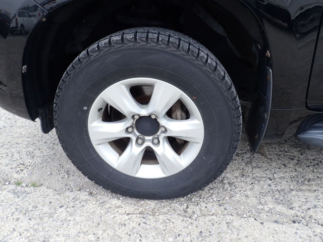 TOYOTA Land Cruiser Prado thumbnail 9