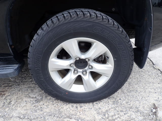 TOYOTA Land Cruiser Prado thumbnail 10