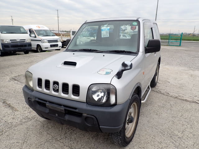 SUZUKI Jimny.