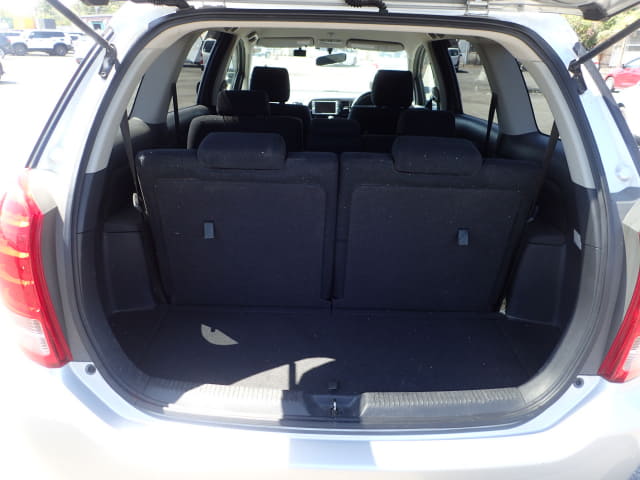 TOYOTA Wish thumbnail 29