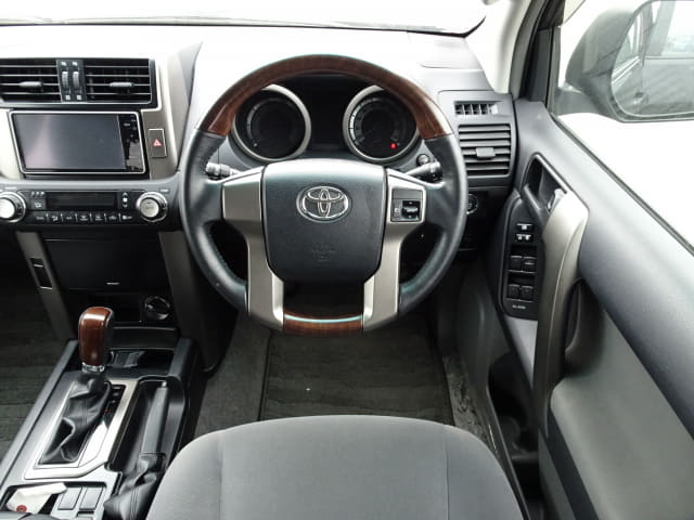 TOYOTA Land Cruiser Prado thumbnail 34