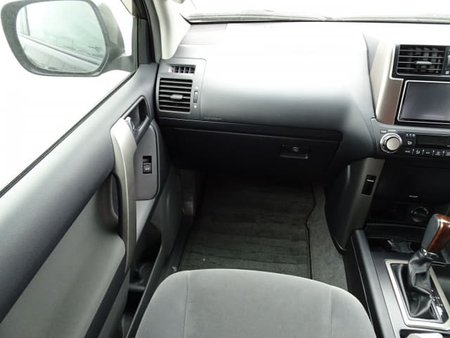 TOYOTA Land Cruiser Prado thumbnail 35
