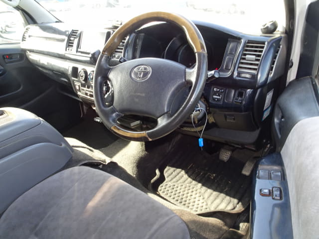 TOYOTA Hiace Van thumbnail 24