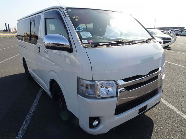 TOYOTA Hiace Van thumbnail 7