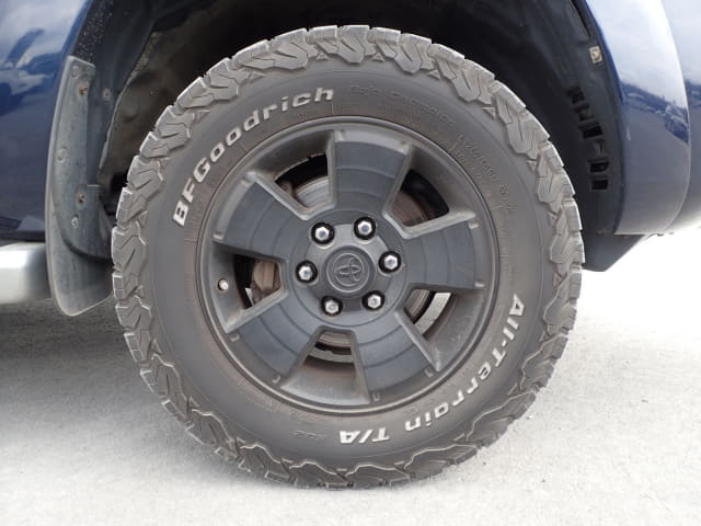 TOYOTA Hilux Surf thumbnail 12