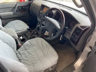 2000 MITSUBISHI Pajero