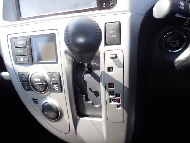 TOYOTA Ractis thumbnail 40