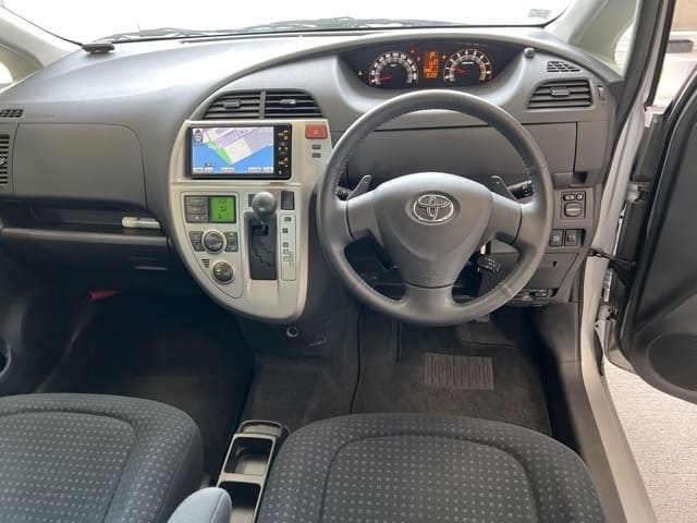 TOYOTA Ractis thumbnail 52