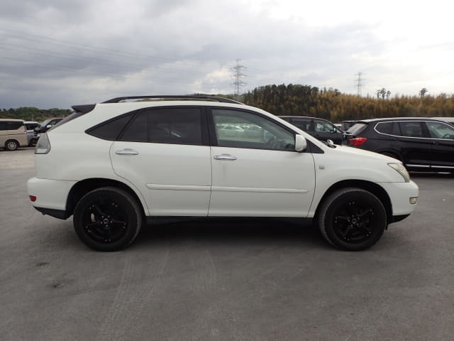 TOYOTA Harrier thumbnail 6