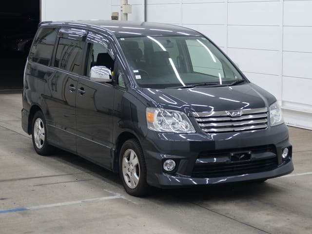 TOYOTA Noah thumbnail 48