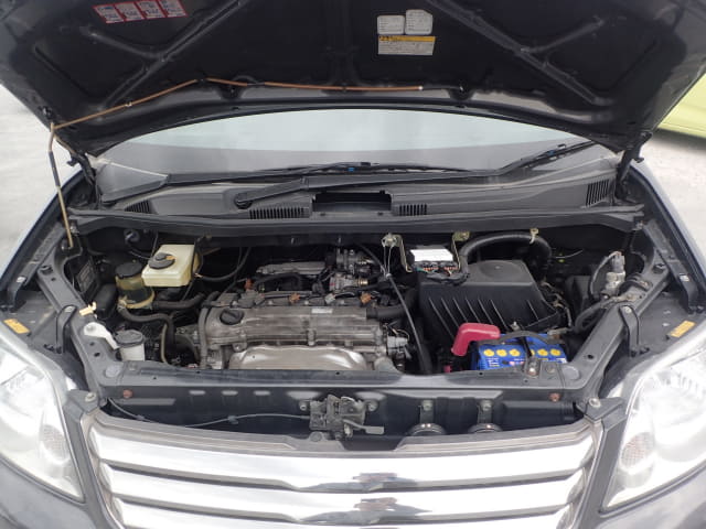 TOYOTA Noah thumbnail 45