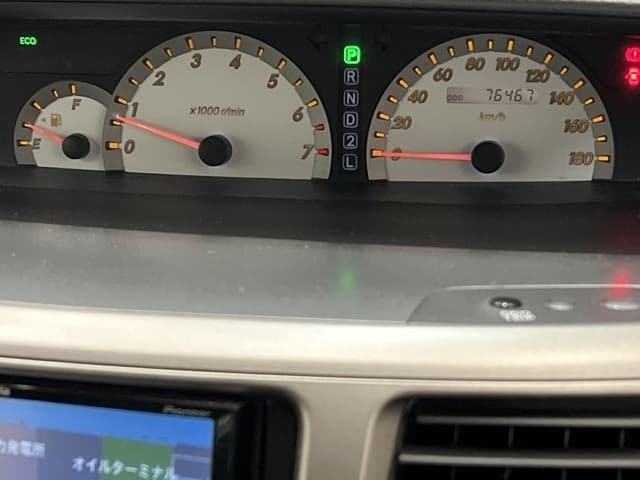 TOYOTA Noah thumbnail 53