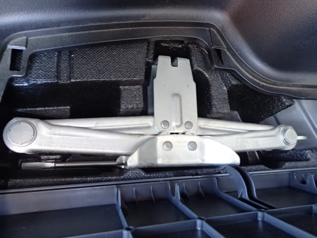 NISSAN X-Trail thumbnail 30