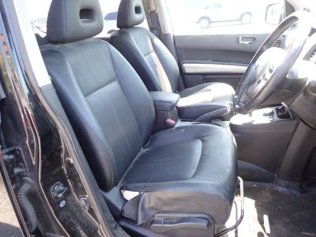 NISSAN X-Trail thumbnail 25