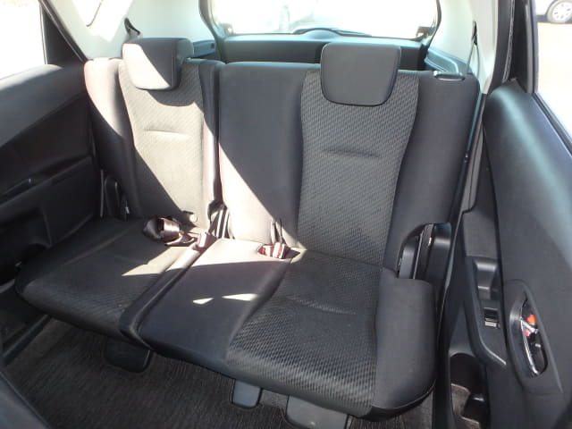 TOYOTA Ractis thumbnail 27