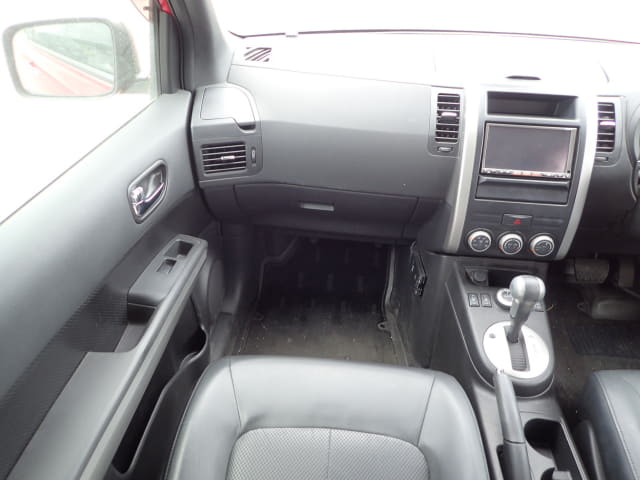 NISSAN X-Trail thumbnail 33