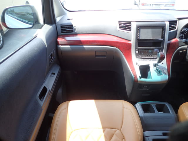 TOYOTA Vellfire thumbnail 34