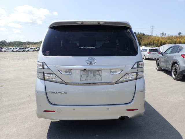TOYOTA Vellfire thumbnail 4