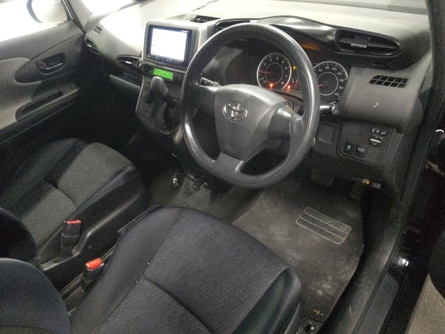 2010 TOYOTA Wish