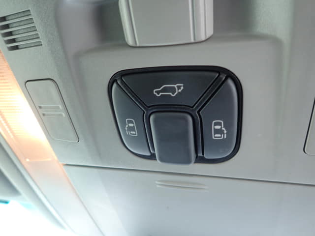 TOYOTA Vellfire thumbnail 48