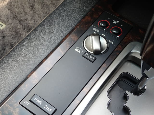 TOYOTA Land Cruiser thumbnail 45
