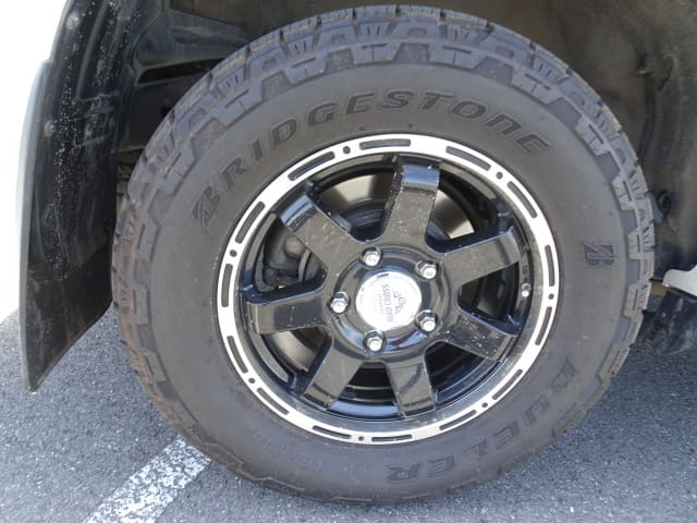 TOYOTA Land Cruiser thumbnail 11