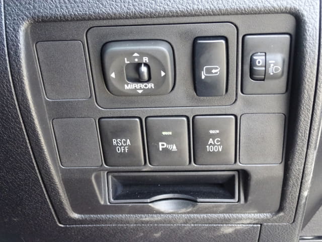 TOYOTA Land Cruiser thumbnail 47