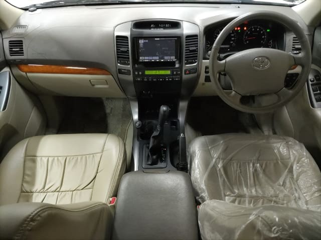 TOYOTA Land Cruiser Prado thumbnail 4