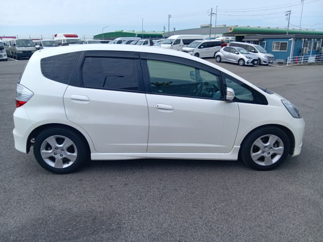 HONDA Fit thumbnail 6