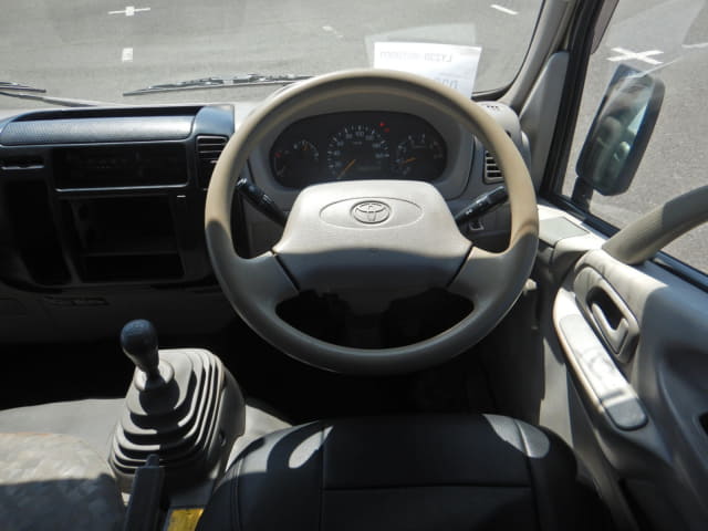 TOYOTA Dyna Truck thumbnail 25