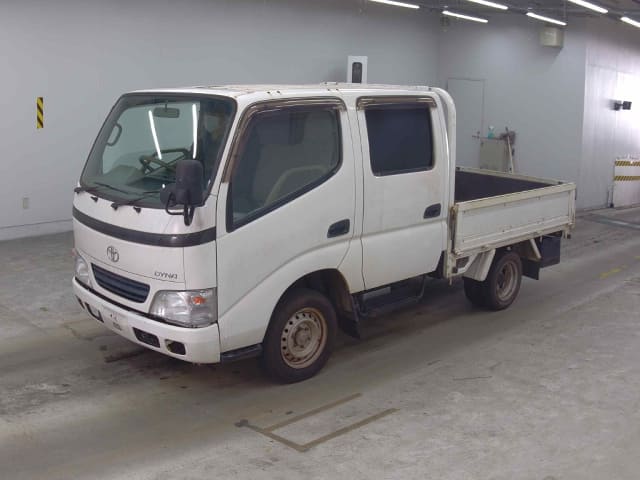 2004 TOYOTA Dyna Truck