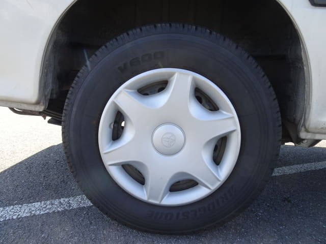 TOYOTA Hiace Van thumbnail 11