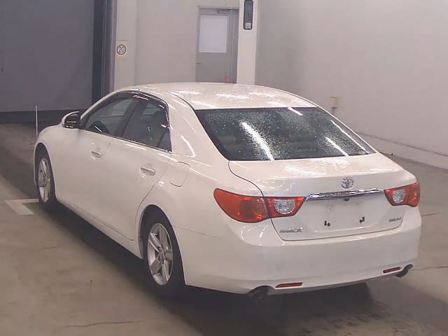 TOYOTA Mark X thumbnail 3