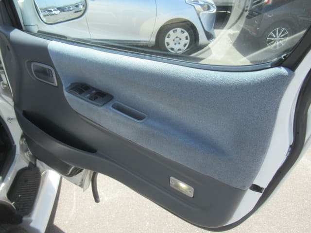 TOYOTA Hiace Wagon thumbnail 59