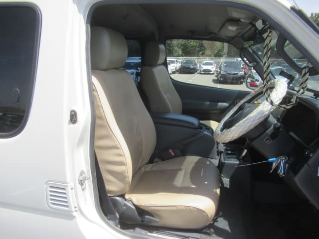 TOYOTA Hiace Wagon thumbnail 27