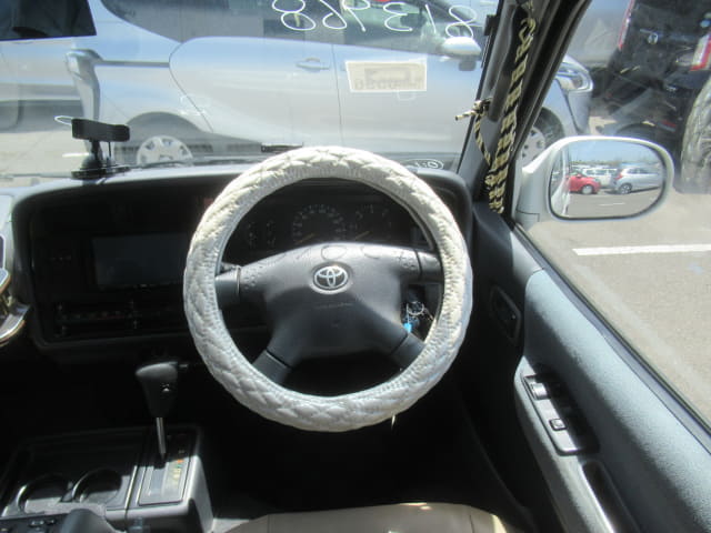 TOYOTA Hiace Wagon thumbnail 36