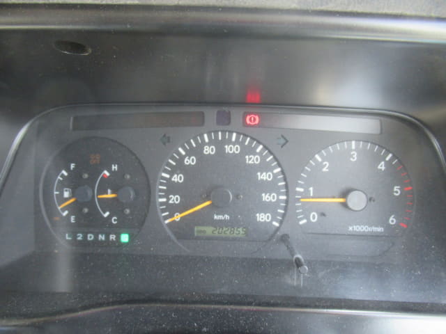 TOYOTA Hiace Wagon thumbnail 38