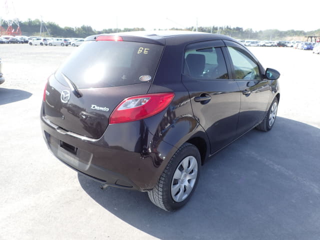 MAZDA Demio thumbnail 5