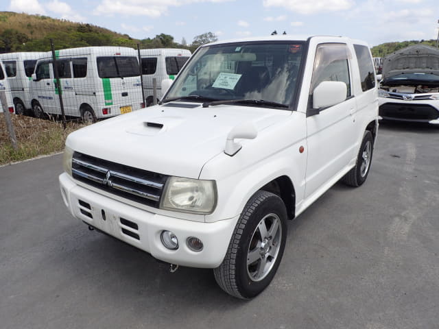 2006 MITSUBISHI Pajero Mini