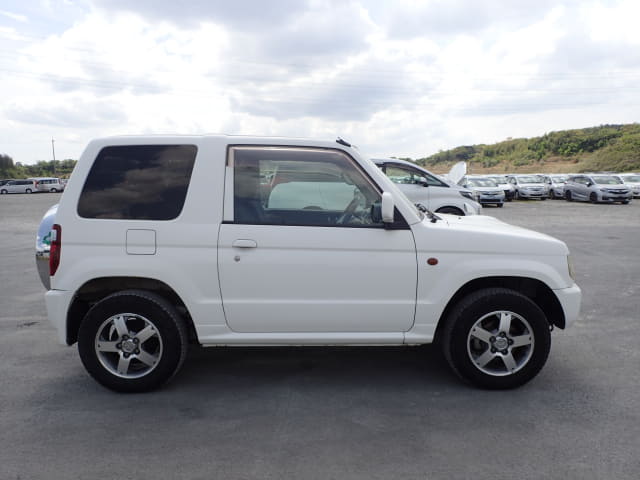 MITSUBISHI Pajero Mini thumbnail 6