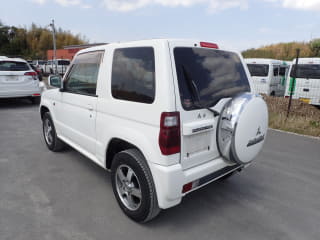 2006 MITSUBISHI Pajero Mini
