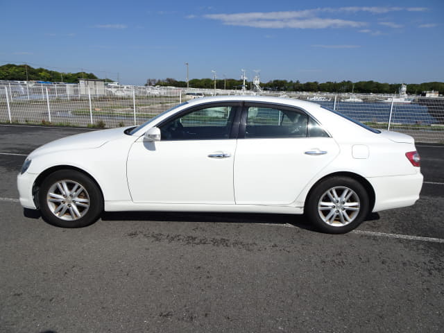 TOYOTA Mark X thumbnail 2