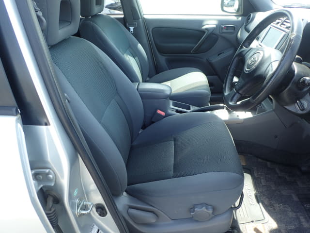 TOYOTA RAV4 thumbnail 25