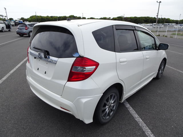 HONDA Fit thumbnail 5