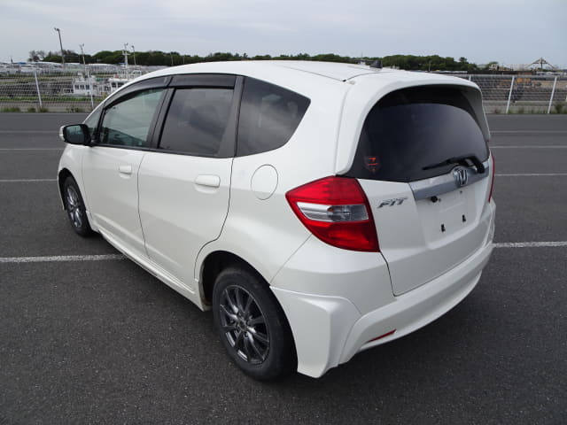 HONDA Fit thumbnail 3