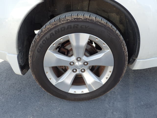 SUBARU Forester thumbnail 11