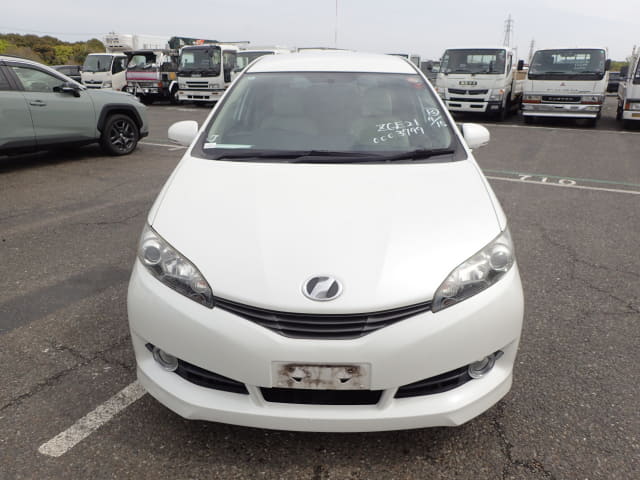 TOYOTA Wish thumbnail 8
