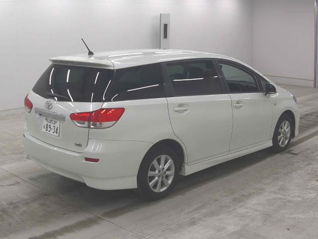 TOYOTA Wish thumbnail 52